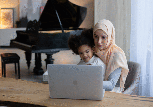 How Online Quran Classes Benefit Children and Adults
